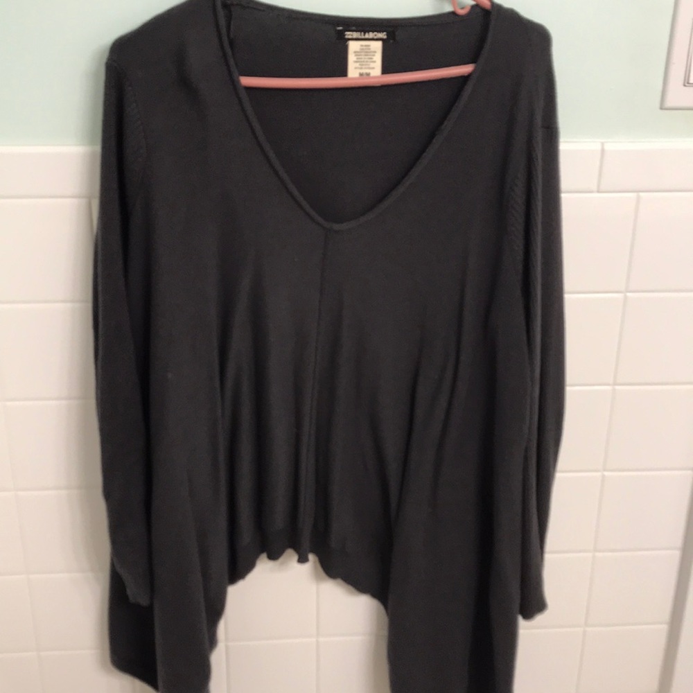 Cute dark grey Billabong sweater!